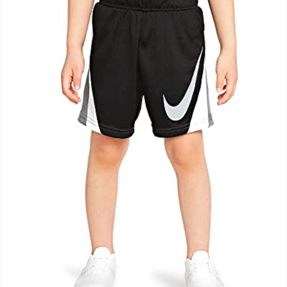 Nike Boys Short Club Dri-Fit Toddler Shorts Size 3T Gray Black Logo Swoosh